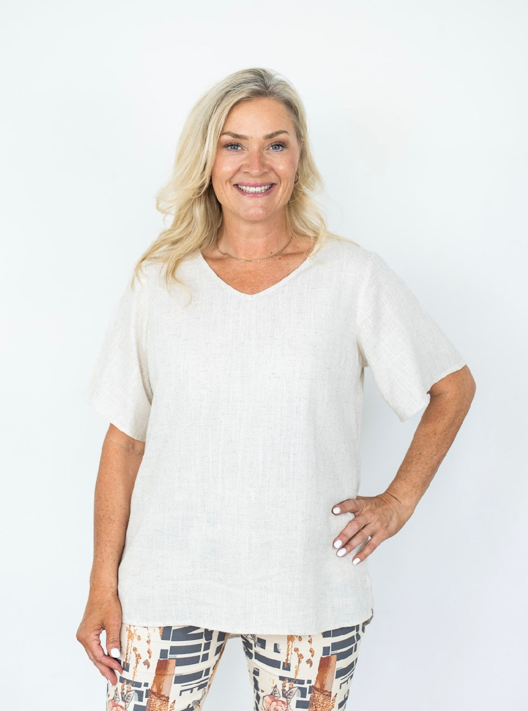 ANNE LINEN BLEND TOP
