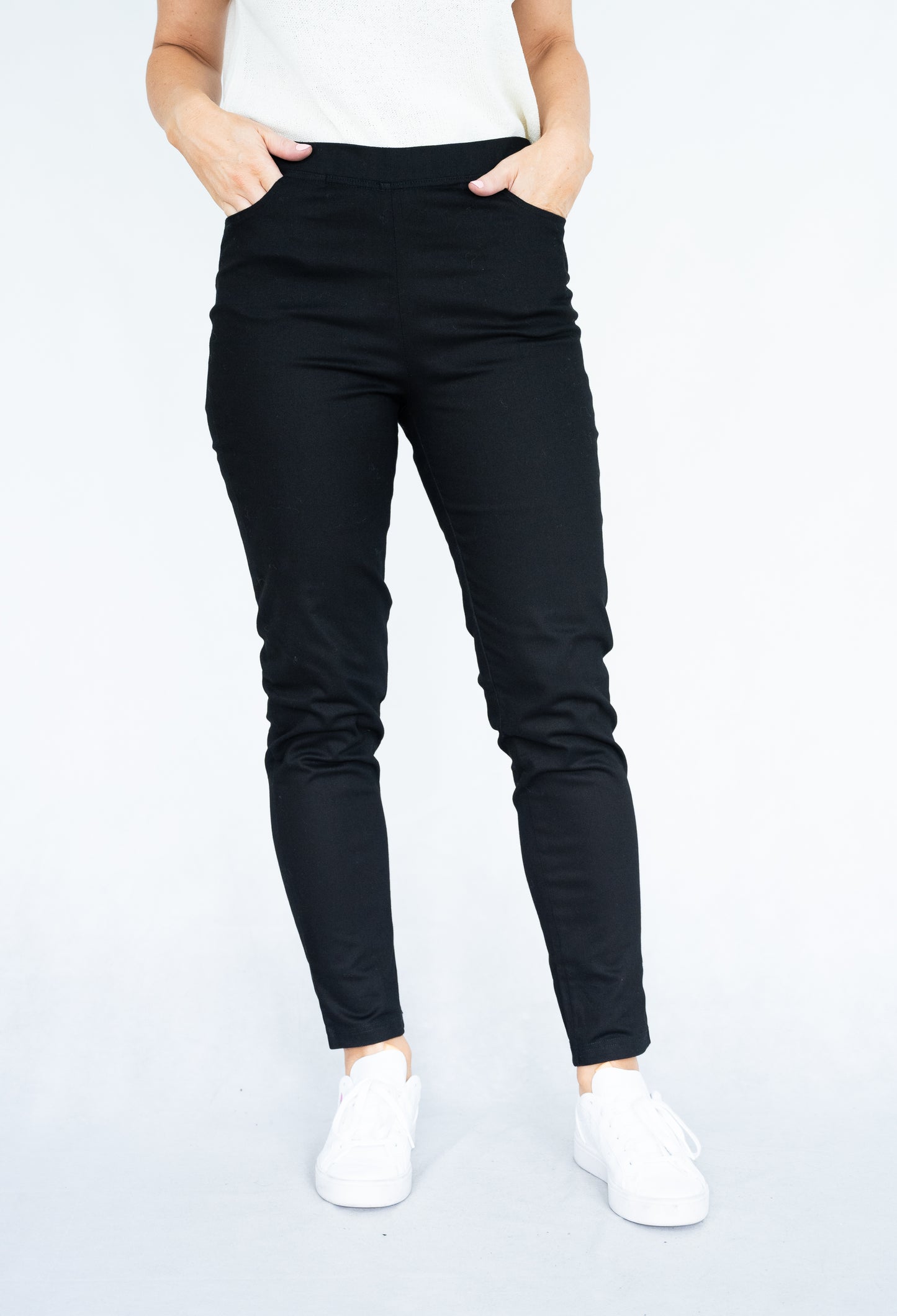 WILLOW TREE PANT BLACK