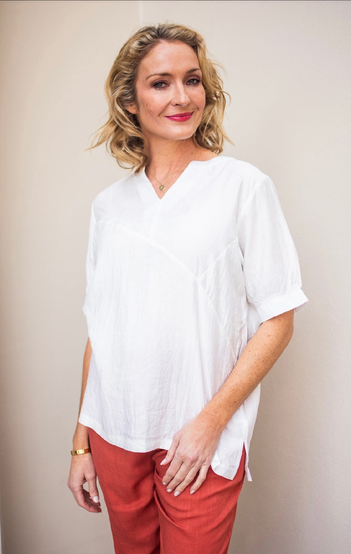 32956WH MIA SS TOP
