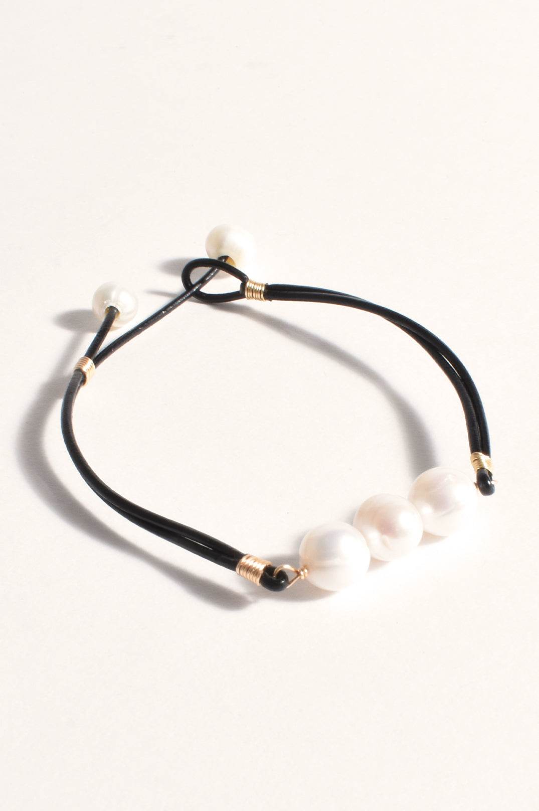 ACD-1625BLAC ADORNE BRACELETE