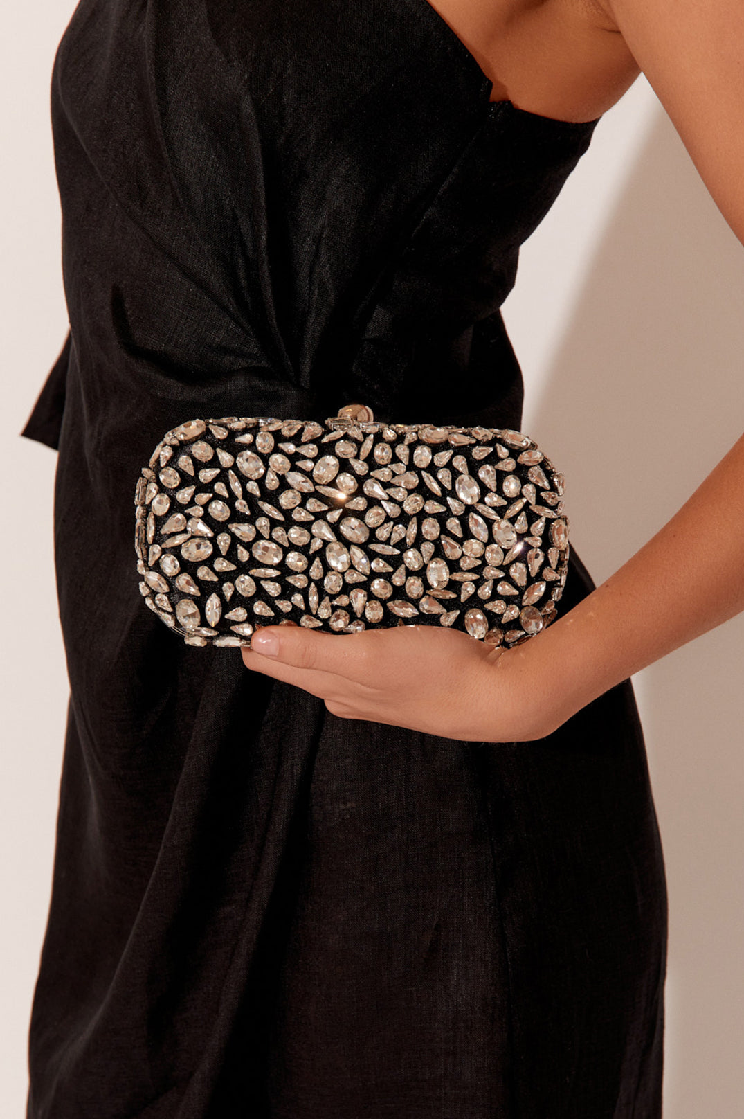 AVD-1641BLACCRYS JEWEL CLUTCH