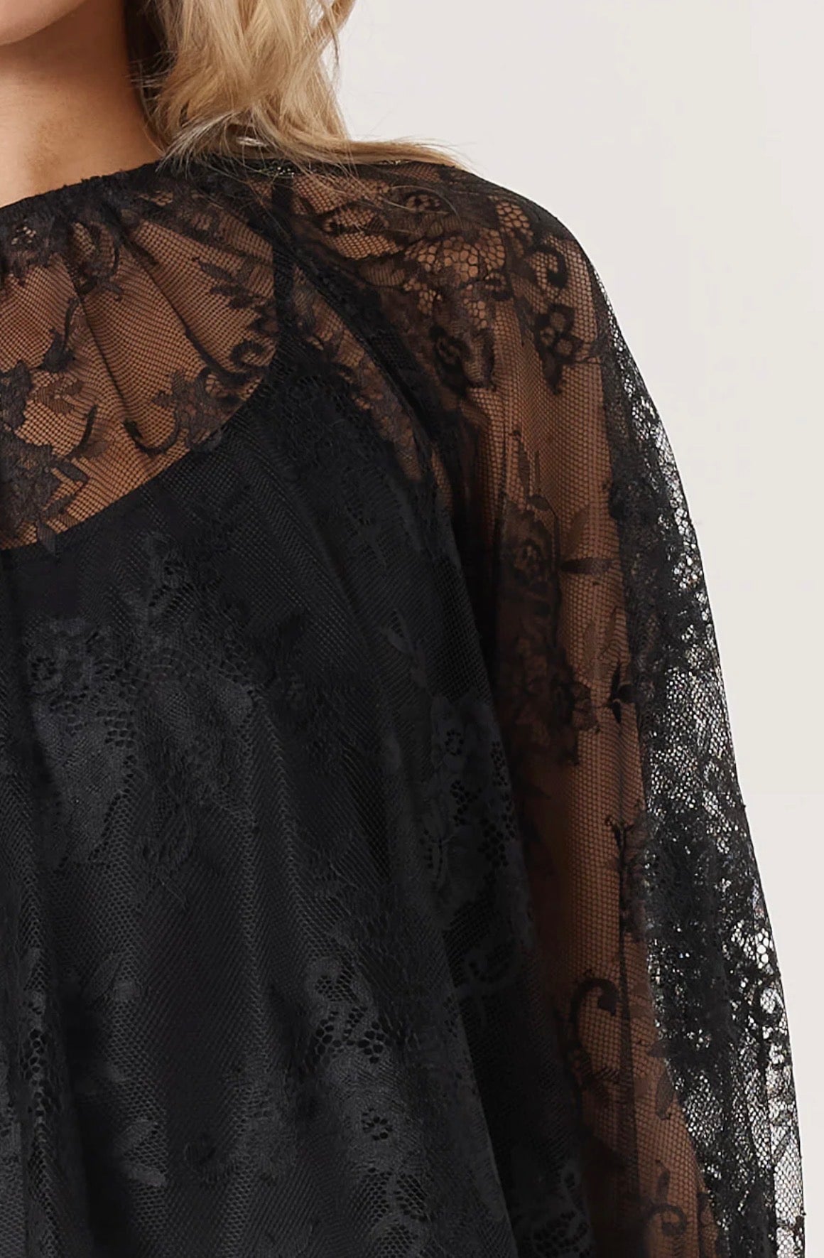 FATE & BECKER ODYSSEY LACE BLOUSE BLACK