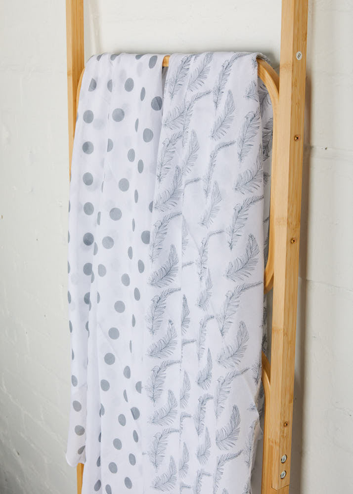 M821597 FEATHER MUSLIM WRAPS
