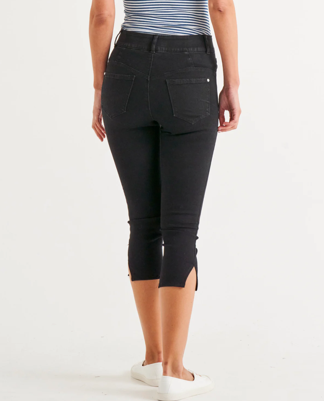 BB8203 CAMILA CROP JEANS