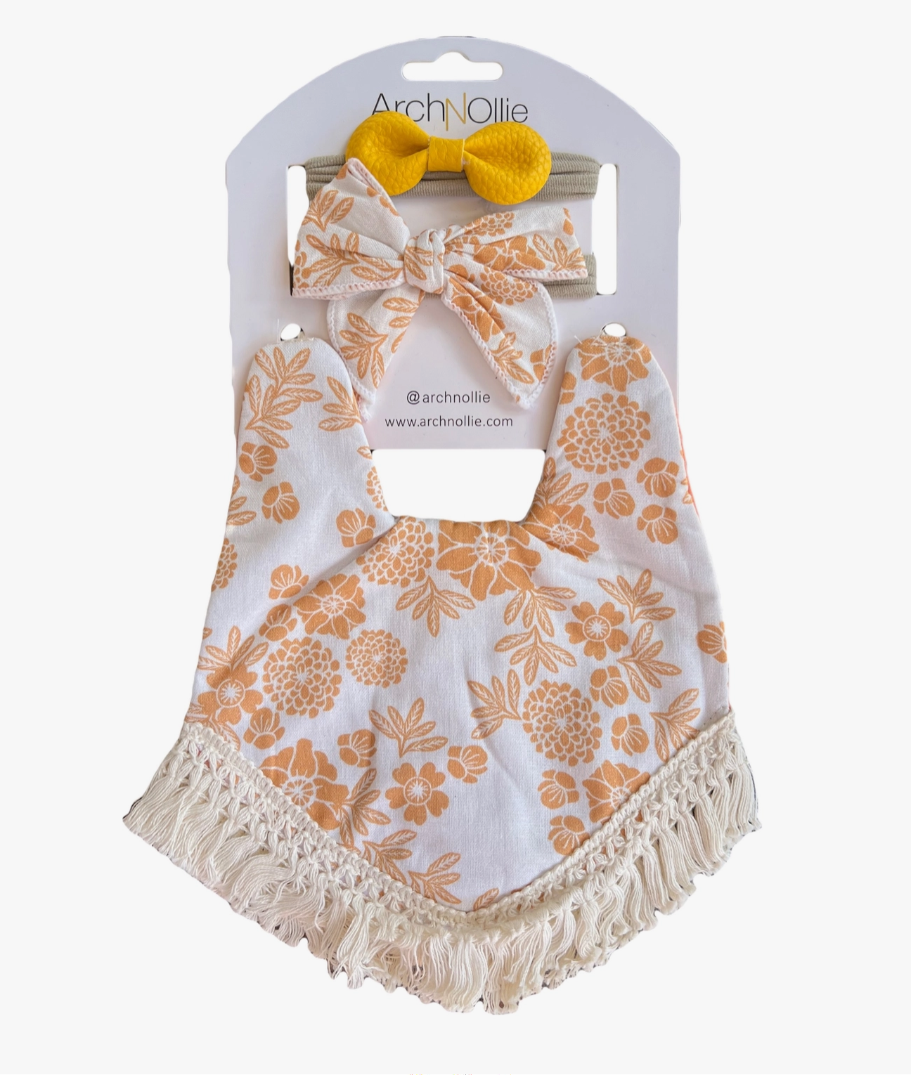 A22_RBBGR GRETA BIB & BOW SET