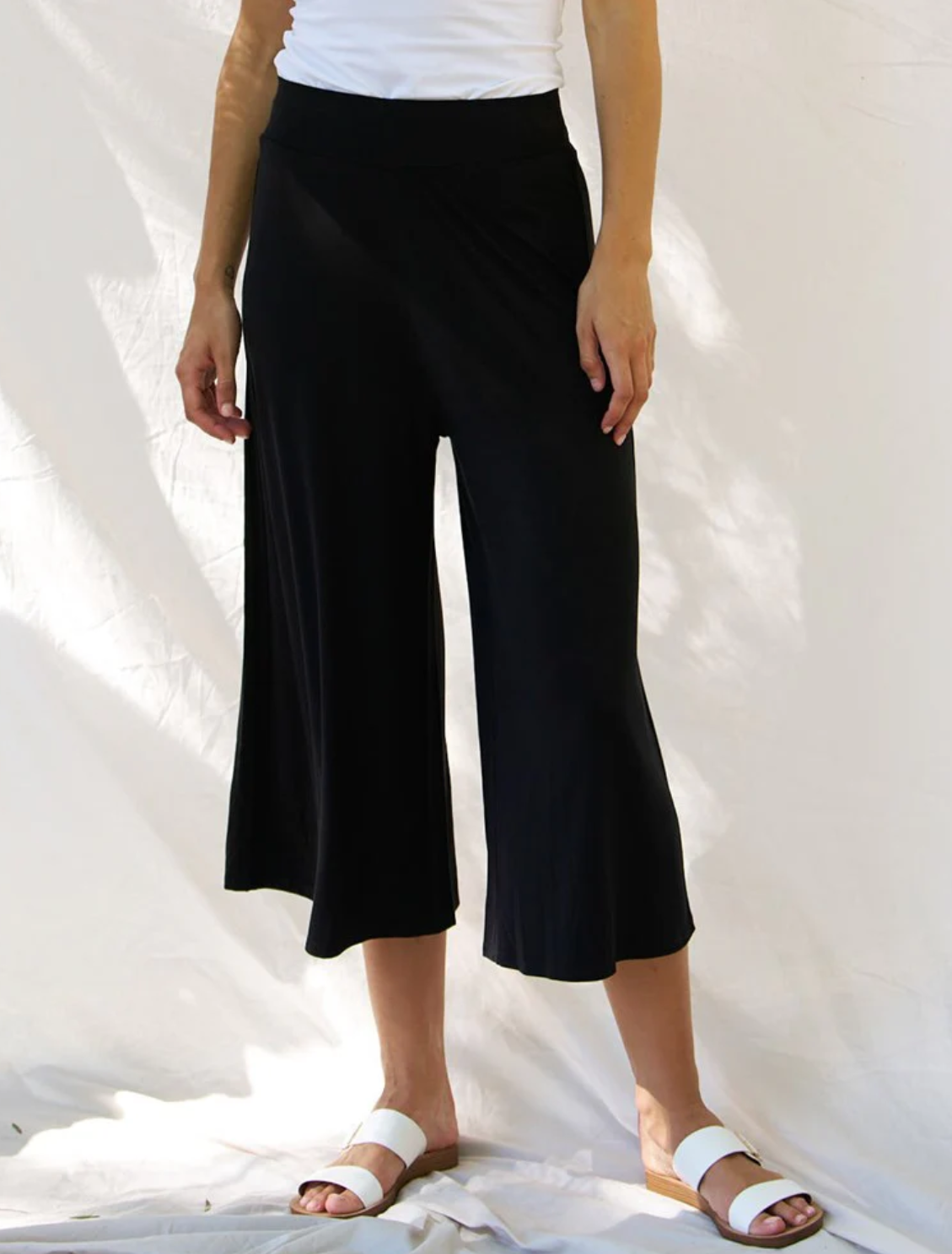 BETTY CRYSTAL CROP JOGGER