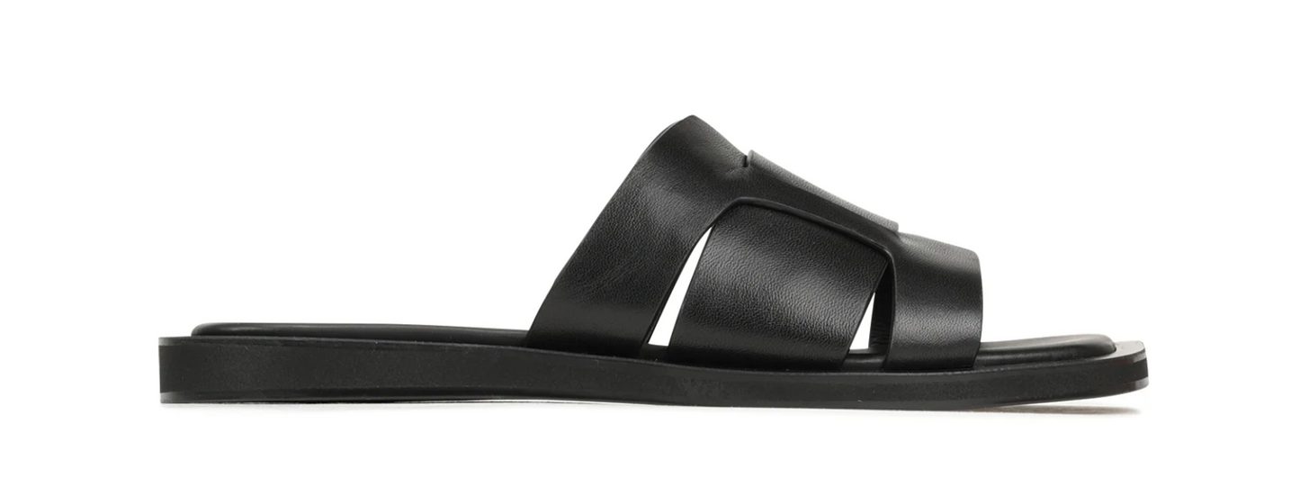 EOS MISAKI BLACK SLIP ON