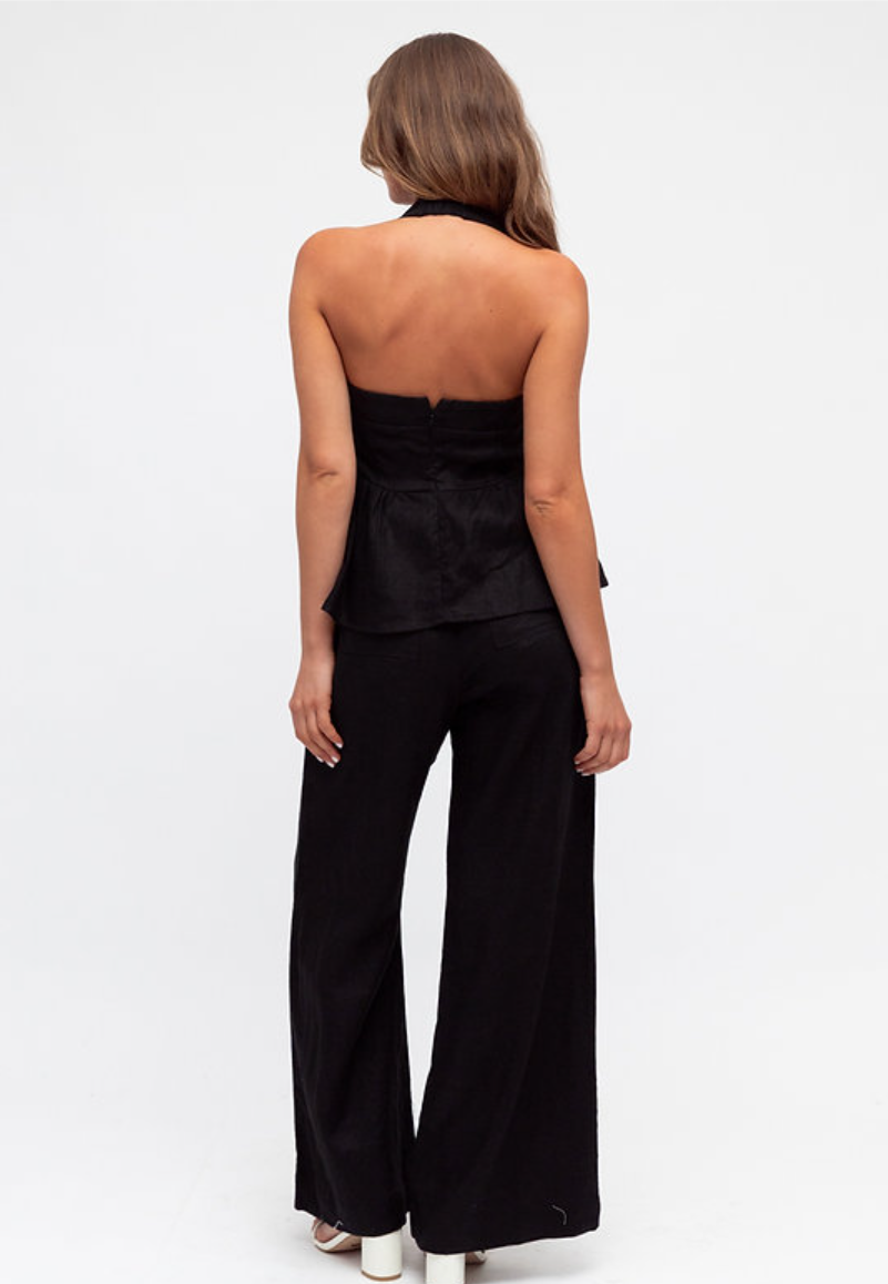 WHITE CLOEST BLACK LINEN TANK