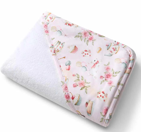 SNUGGLE HUNNY ALICE'S TEA PARTY HOODED TOWEL