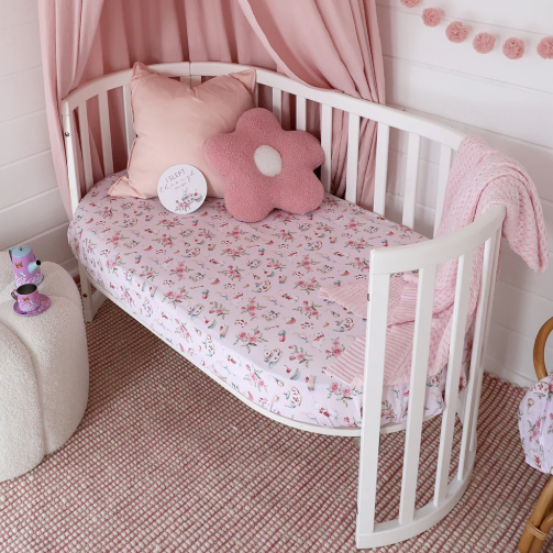 SNUGGLE HUNNY ALICE'S TEA PARTY FITTED COT