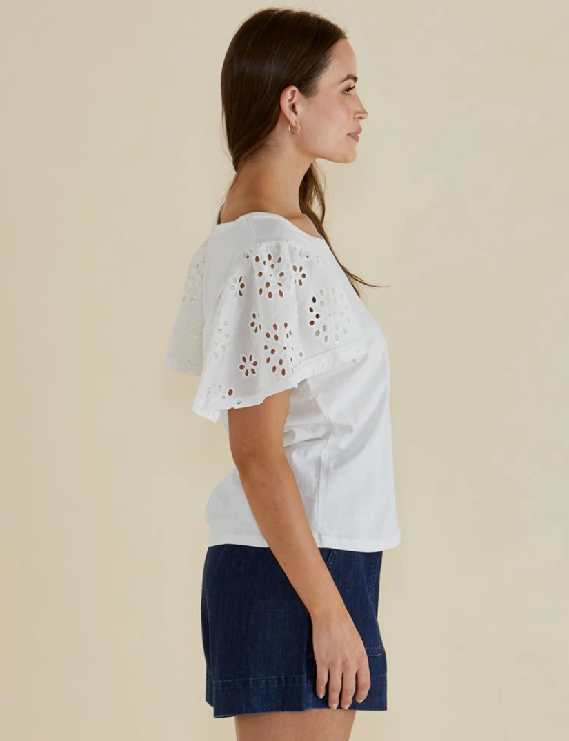 BETTY BASICS LOTTIE TEE WHITE