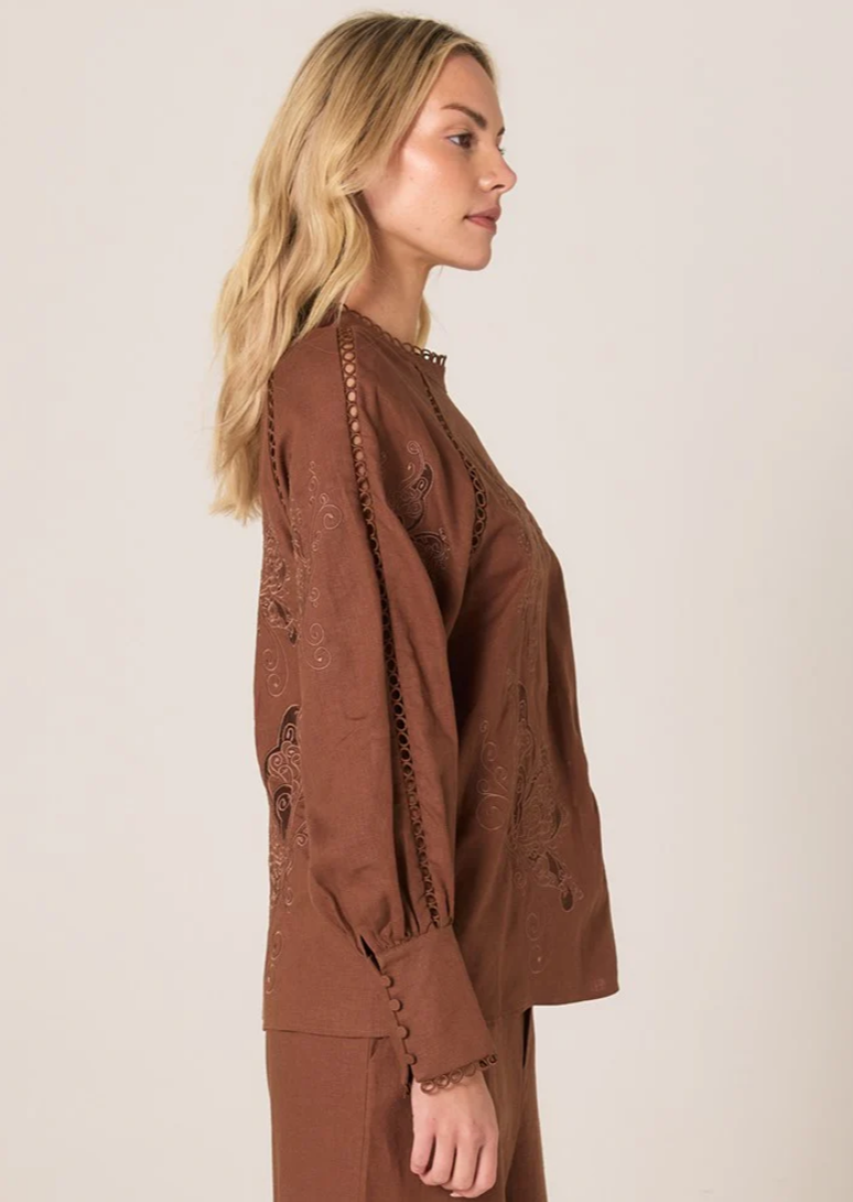 FATE & BECKER AVEN EMBROIDERED BLOUSE CINNAMON