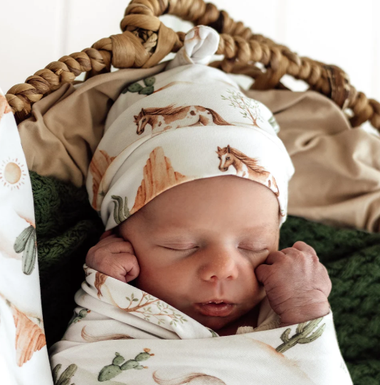 SNUGGLE HUNNY WILD HORSES ORGANIC BEANIE