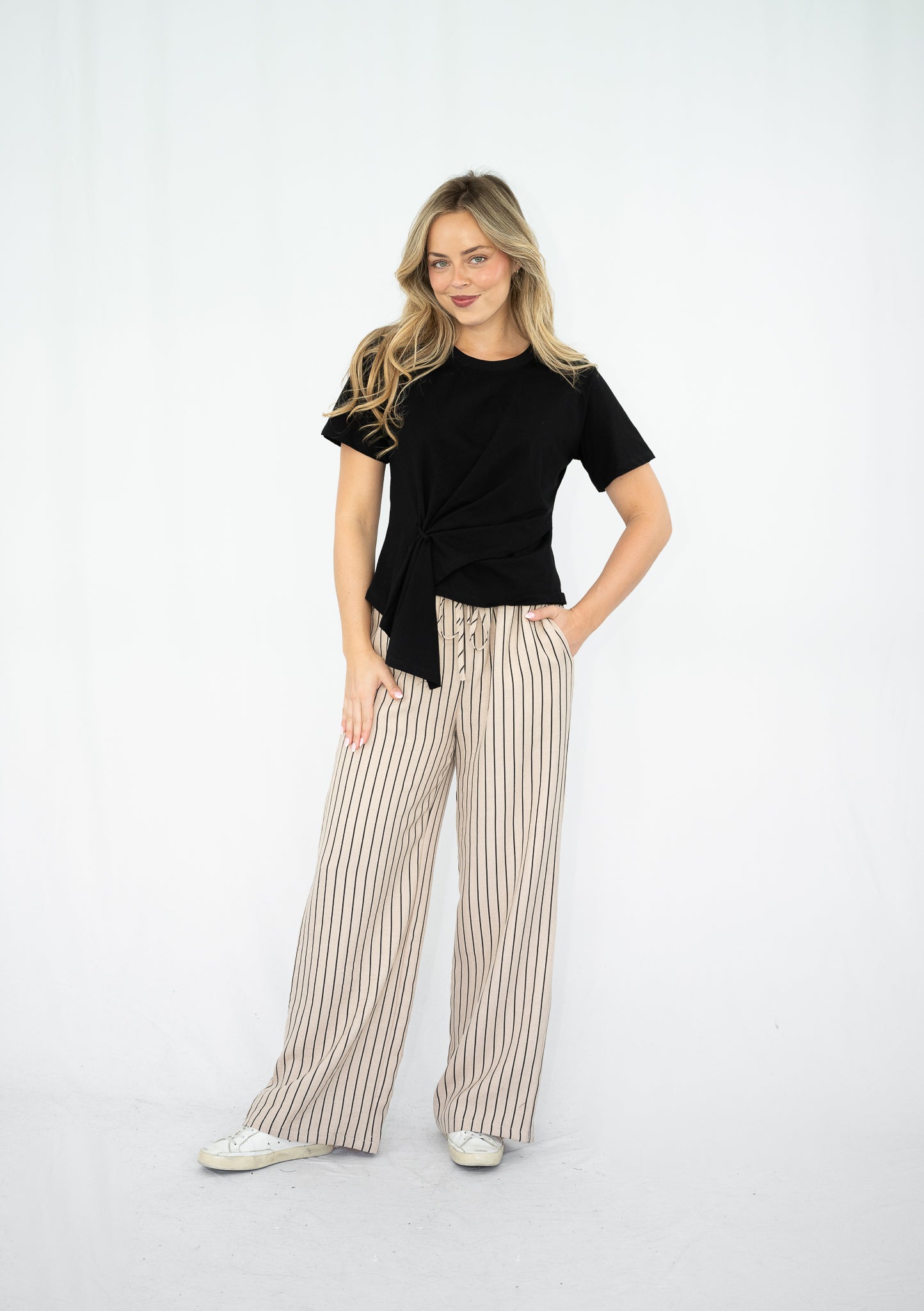 FRIA TUCK TEE BLACK