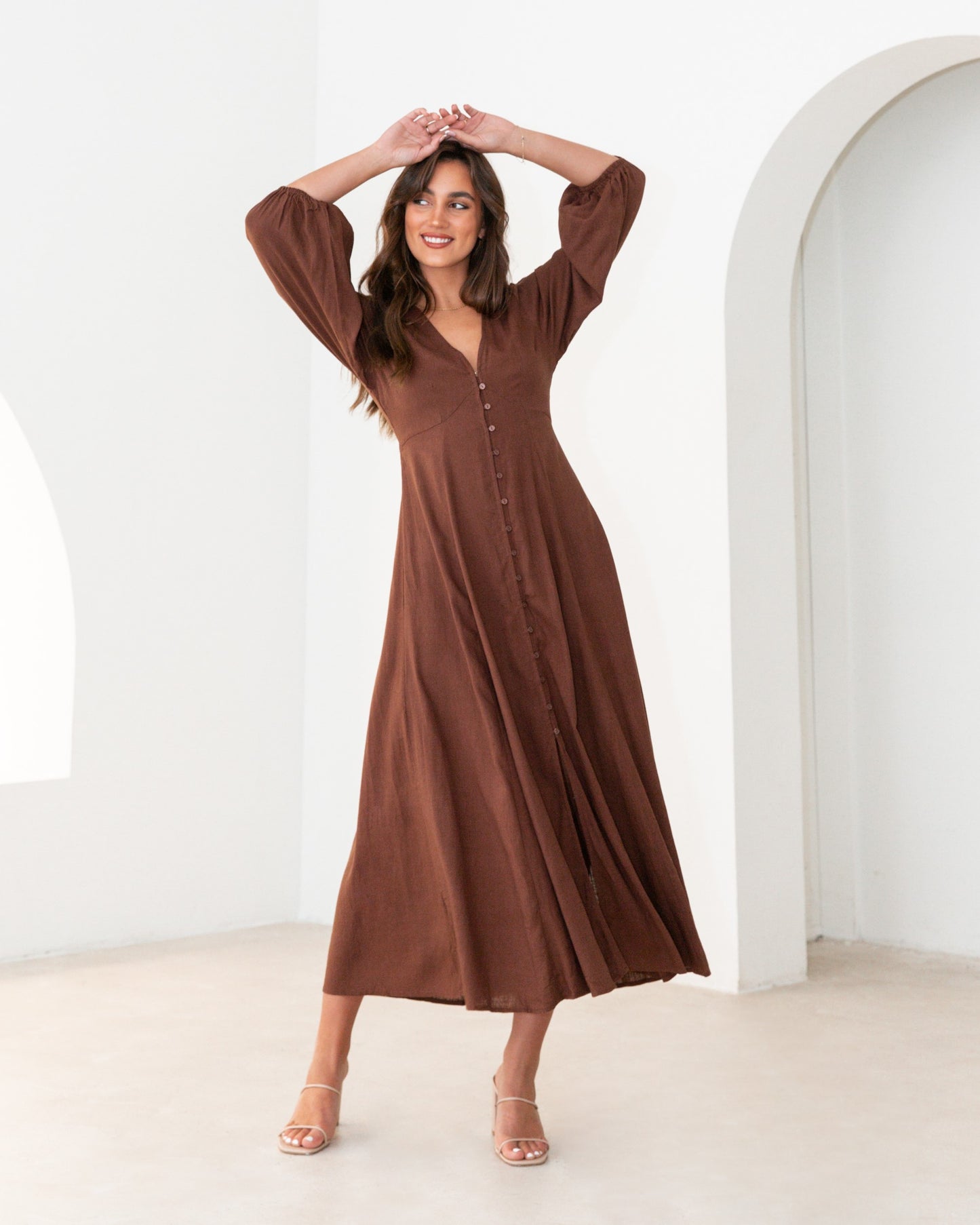 LOL10843 BERRY DRESS CHOC