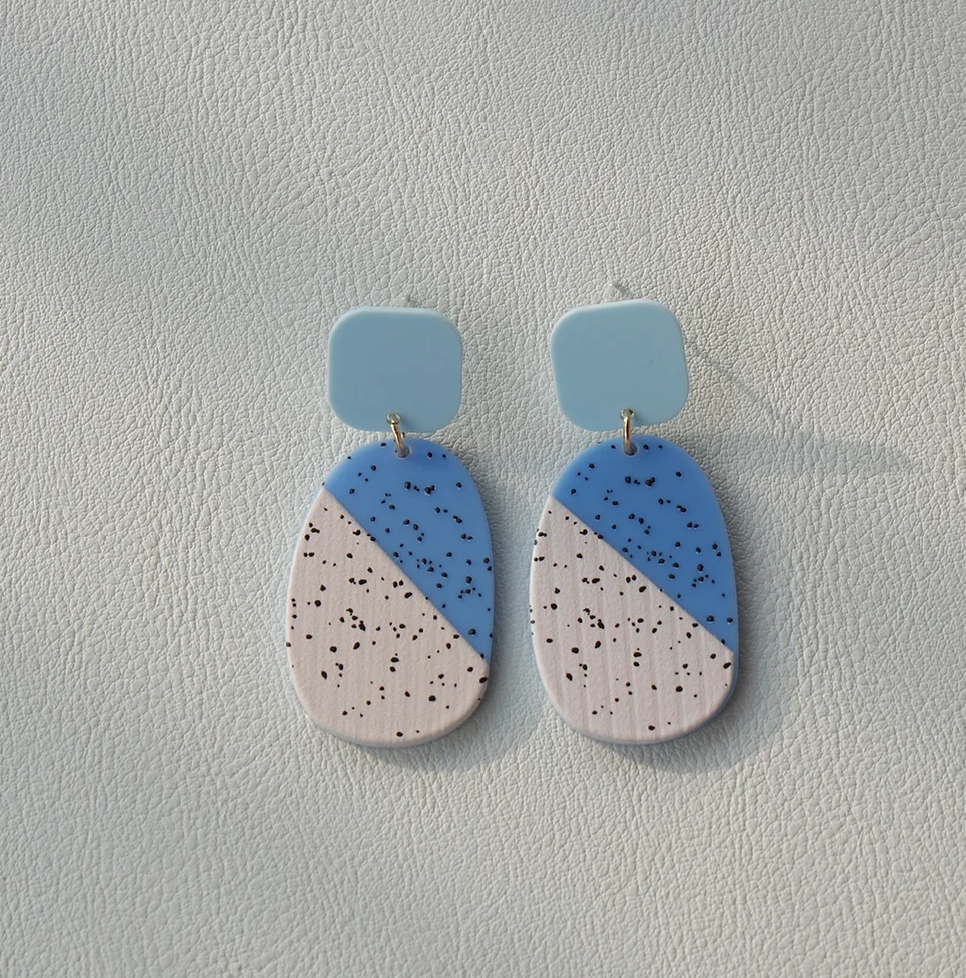 E01258 DANGLE EARRINGS BLUE