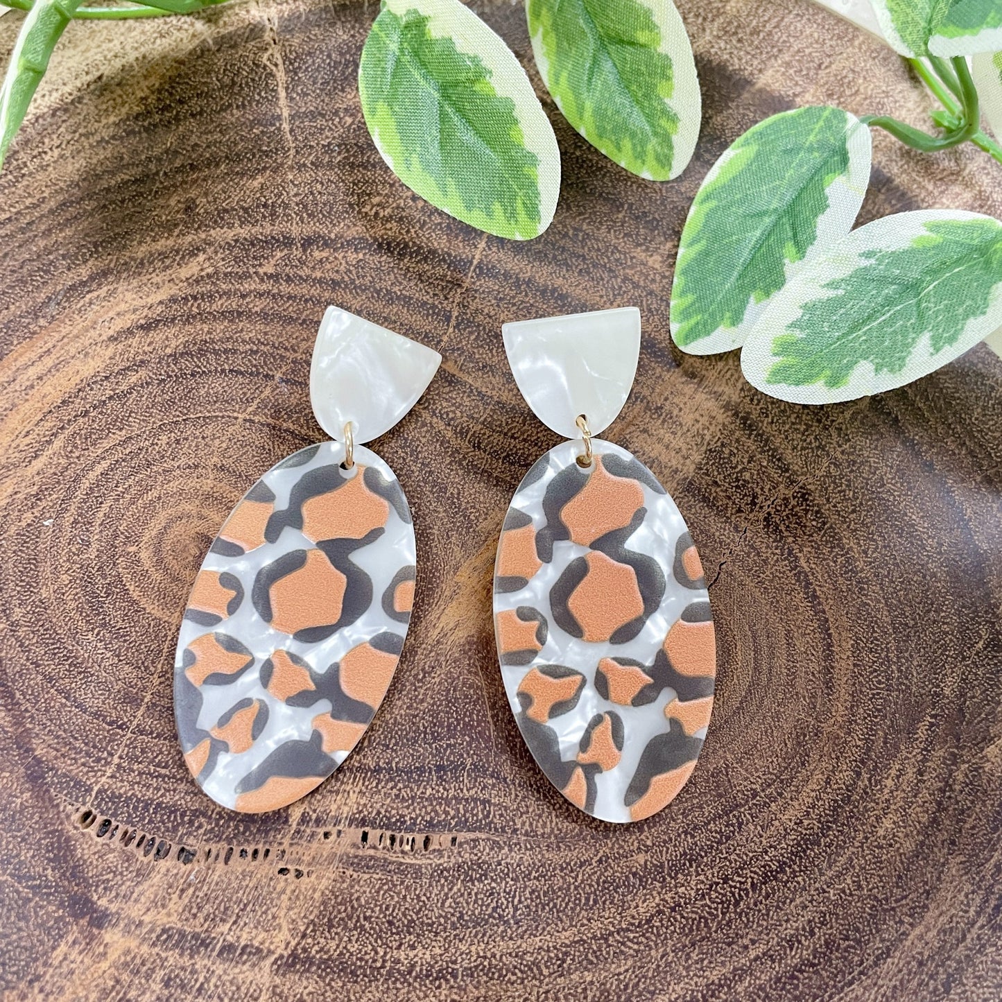 W0Y-E LEOPARD EARRINGS