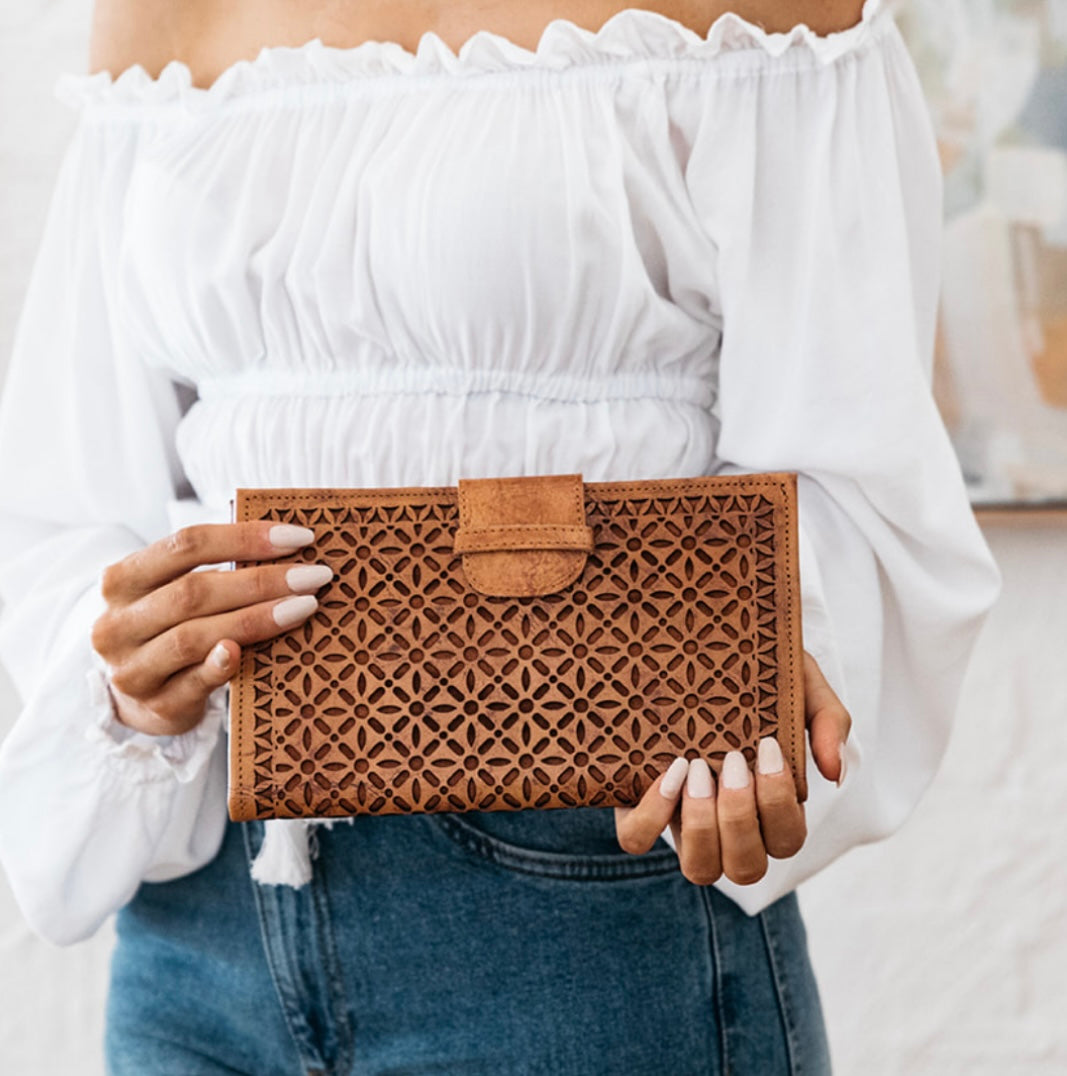 VINTAGE TAN