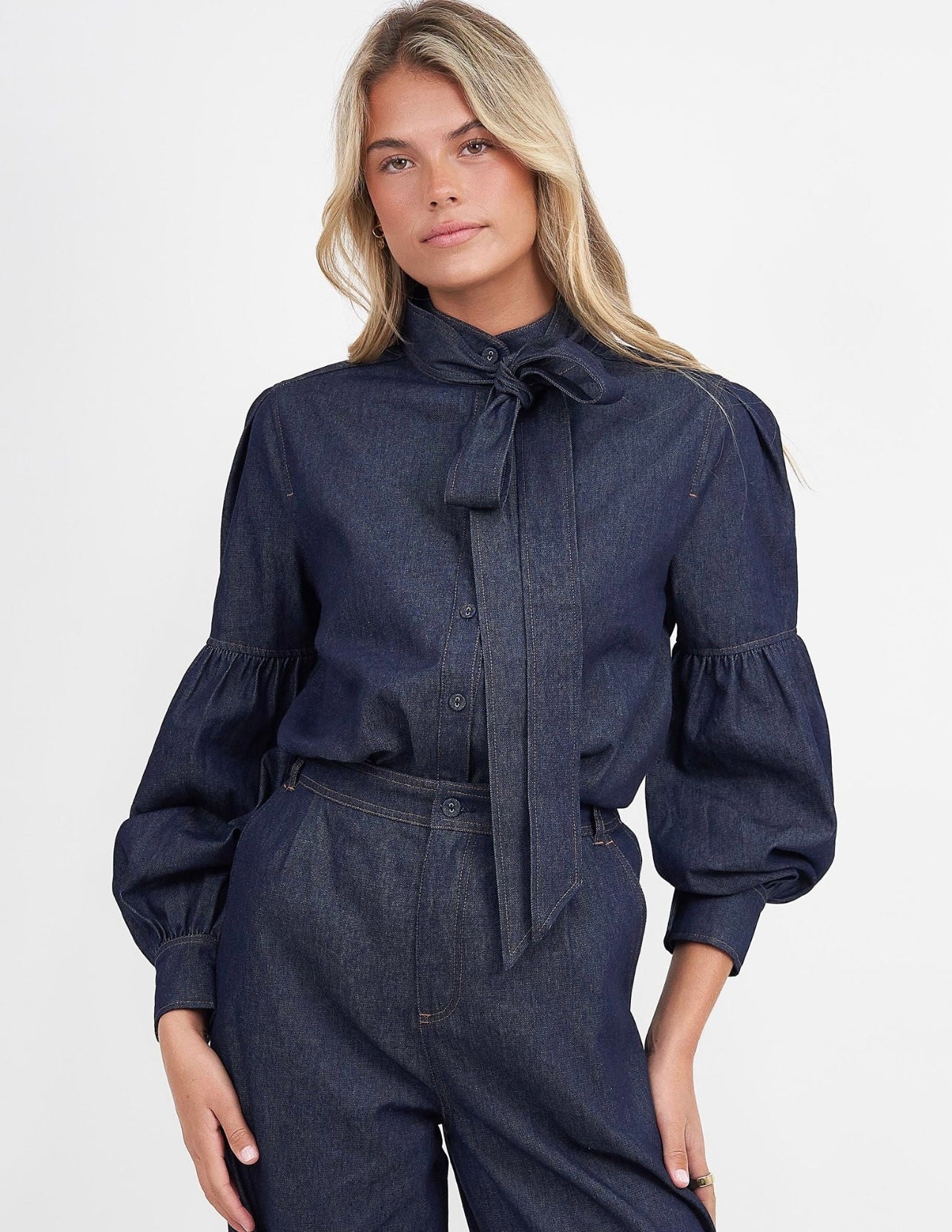 LIBERTY ROSE POSSIE SHIRT