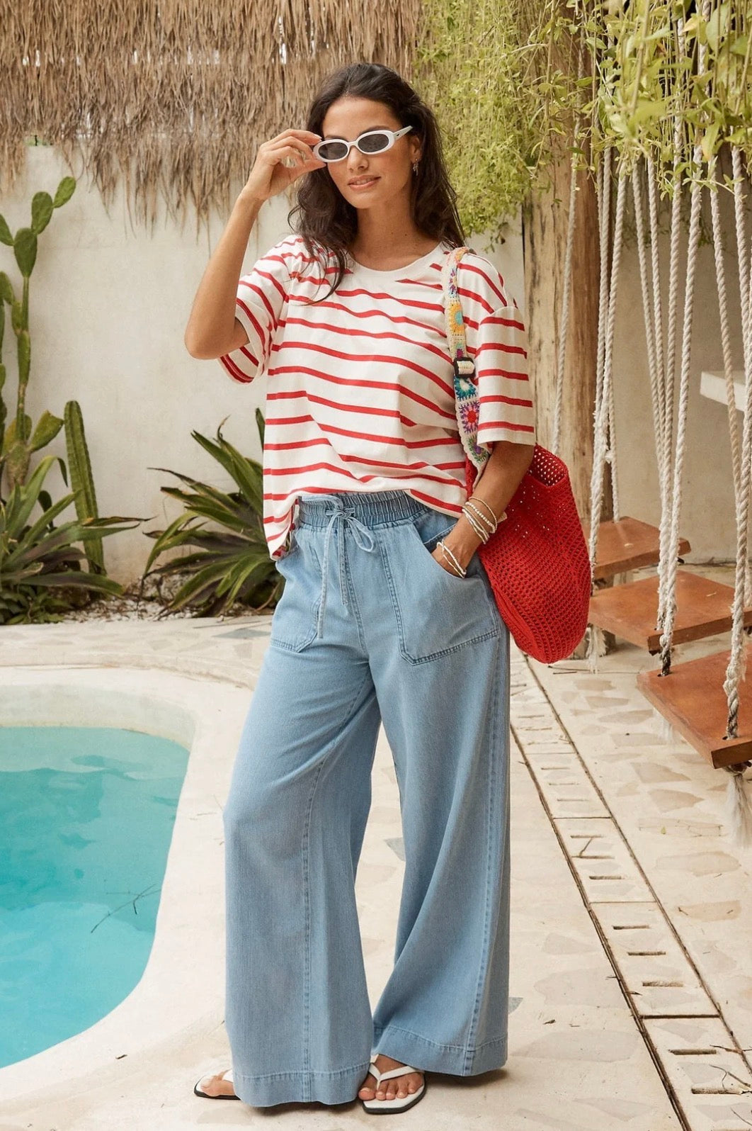 BETTY BASICS SAFFRA RELAX LEG JEAN MEDIUM WASH