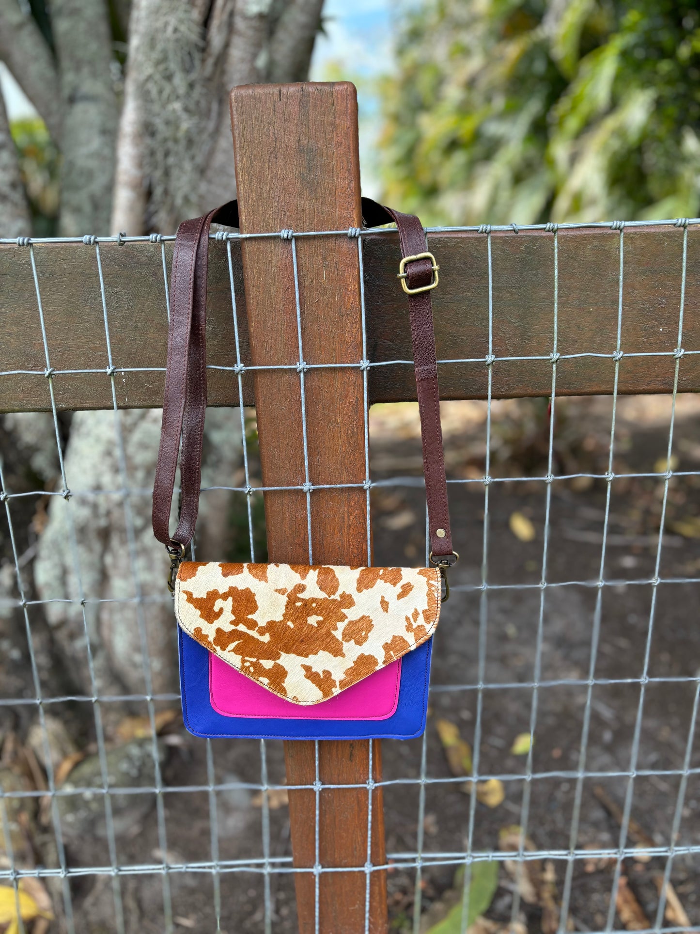 CELLO LEATHER HIDE CBODY