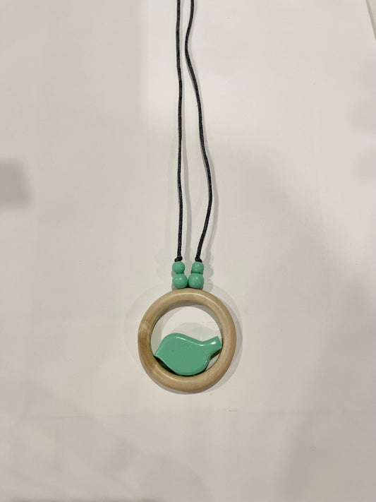N412299 BIRD TIMBER NECKLACE