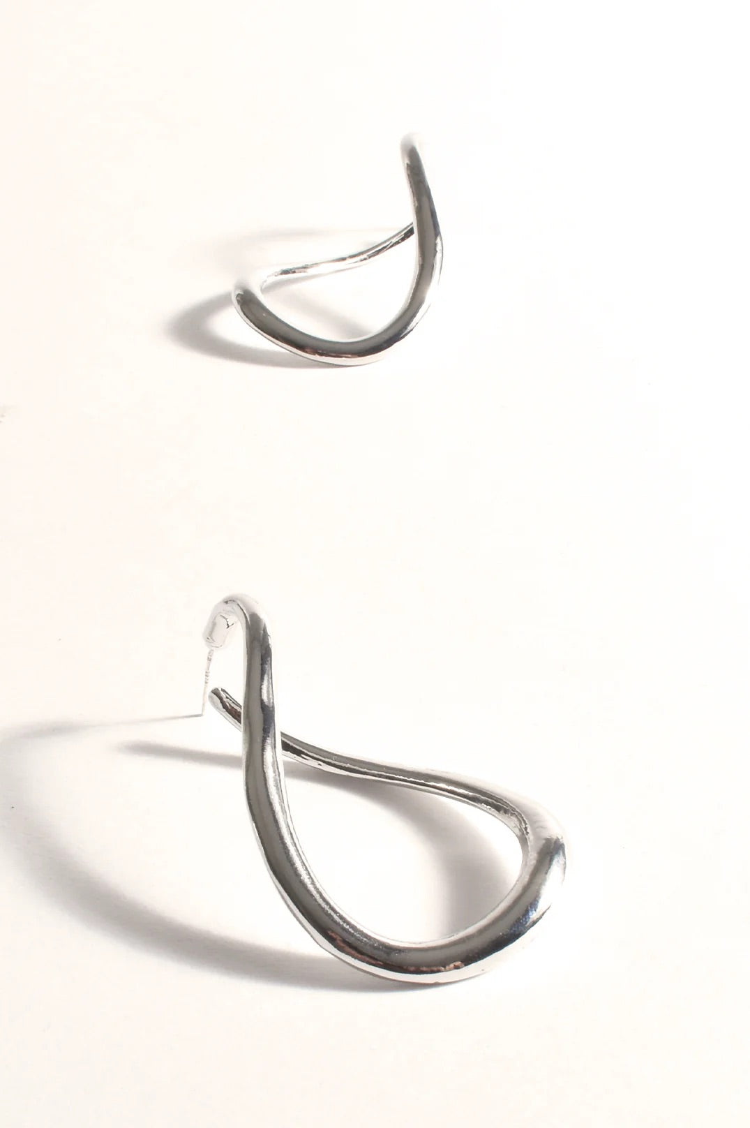 AED-3937SILV ADORNE EARRINGS