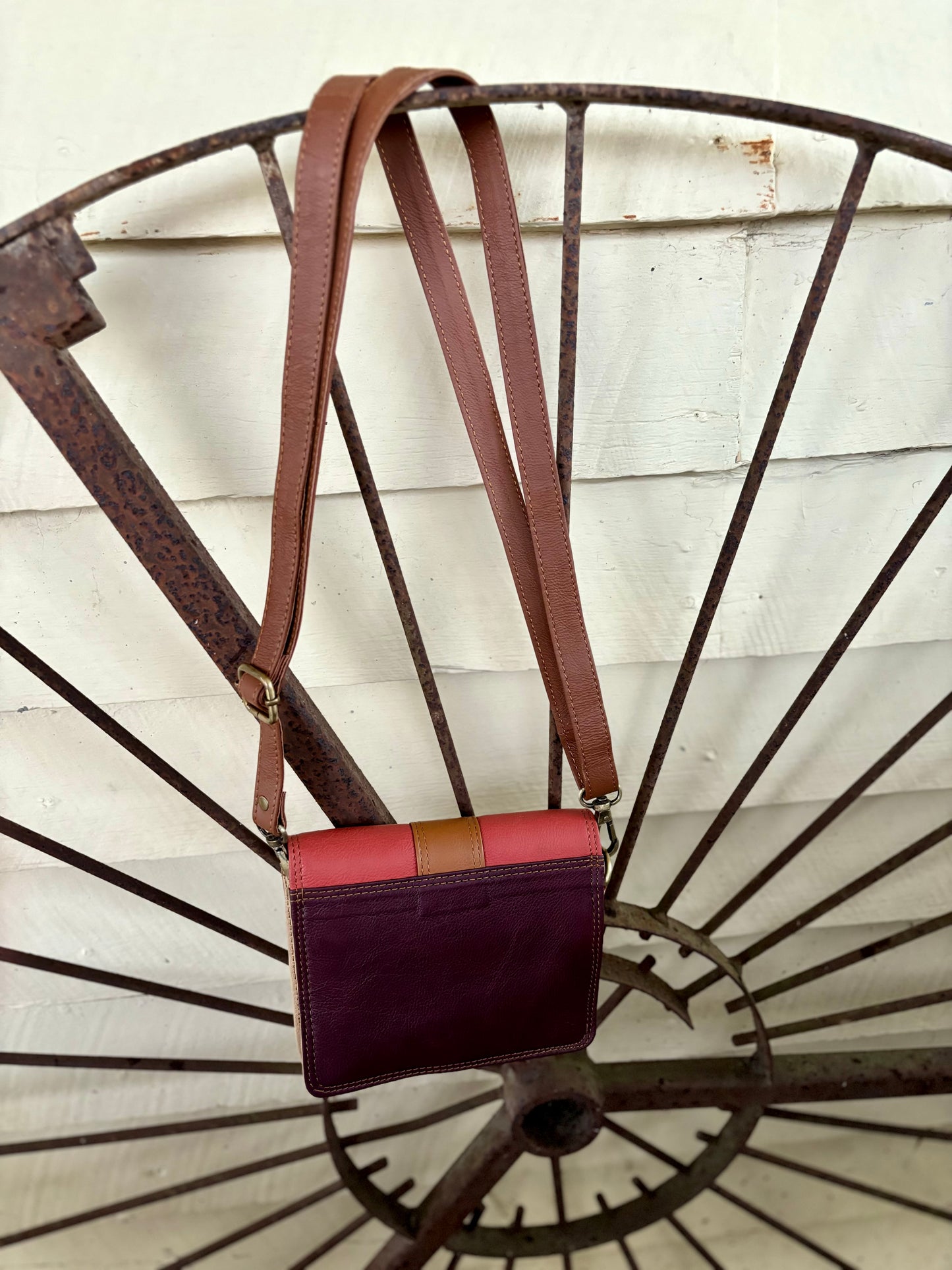 COLOURFUL RANGE VIONA