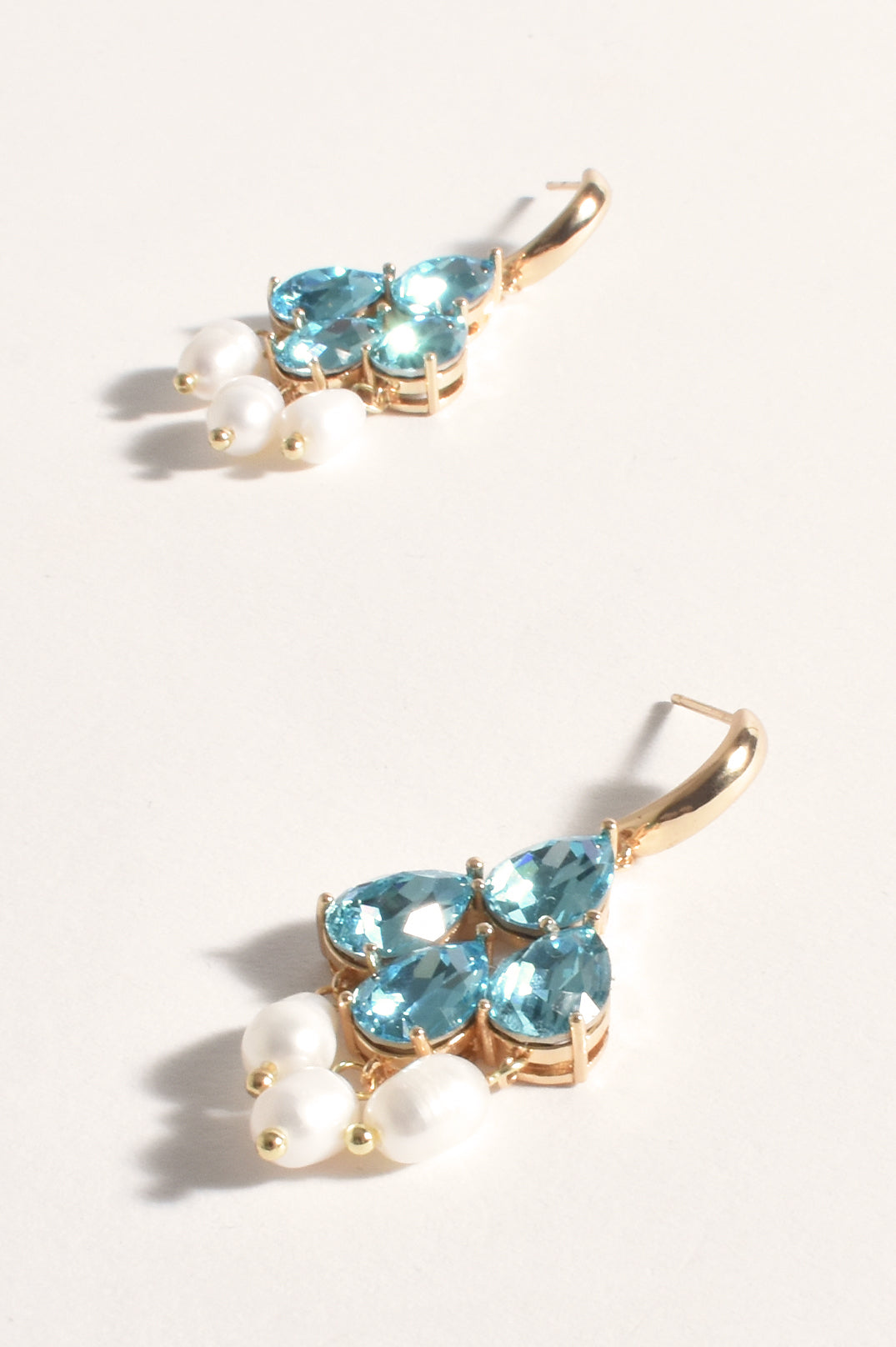 AED-3583TURQ ADORNE EARRINGS
