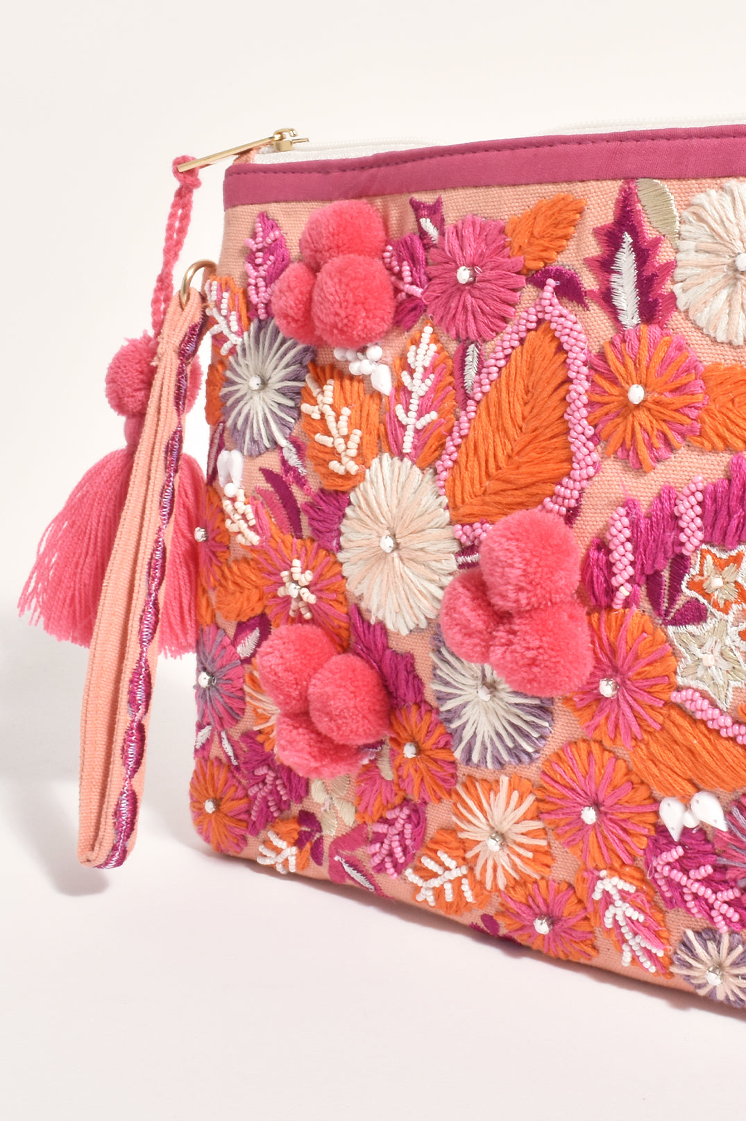 AVA-2648HPINMULT FLORAL CLUTCH