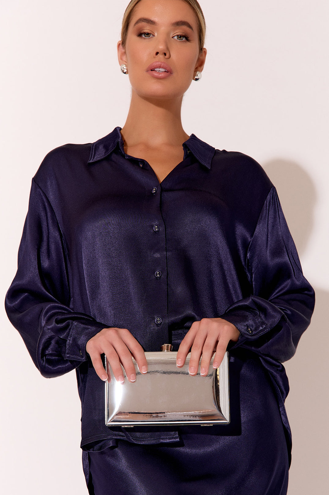 AVD-1699SILV ADORNE CLUTCH