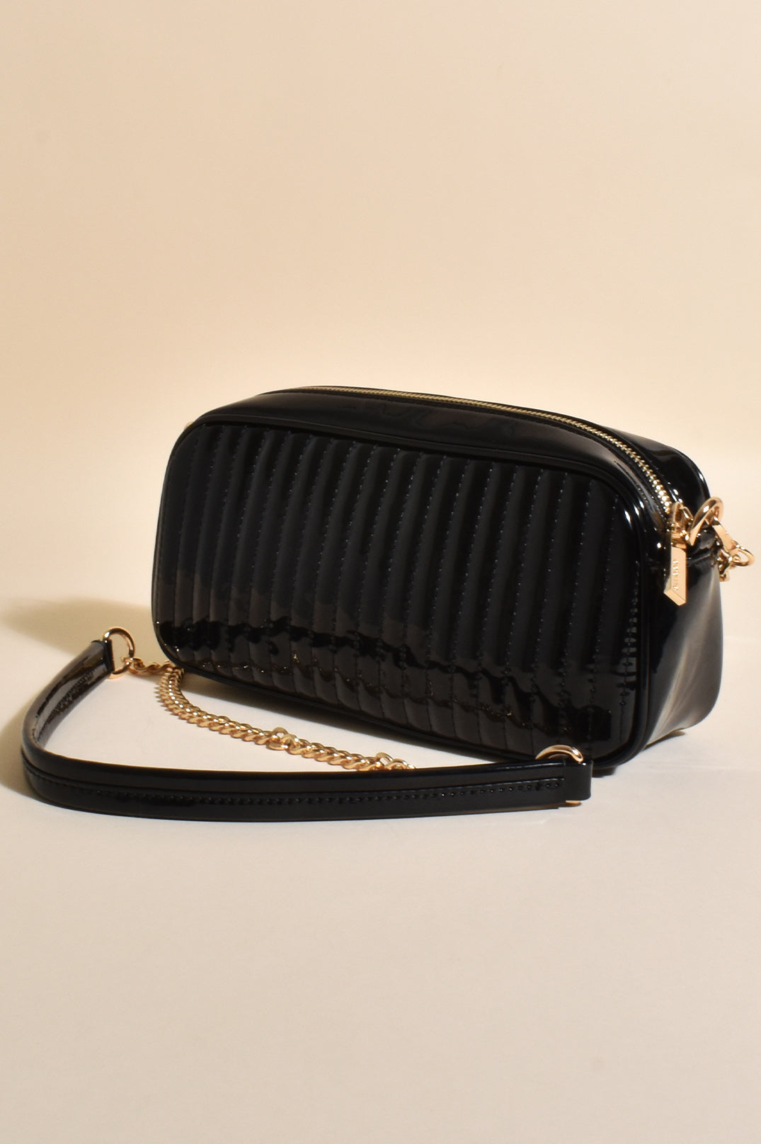 AXD-1736BLAC SHELBY CROSSBODY