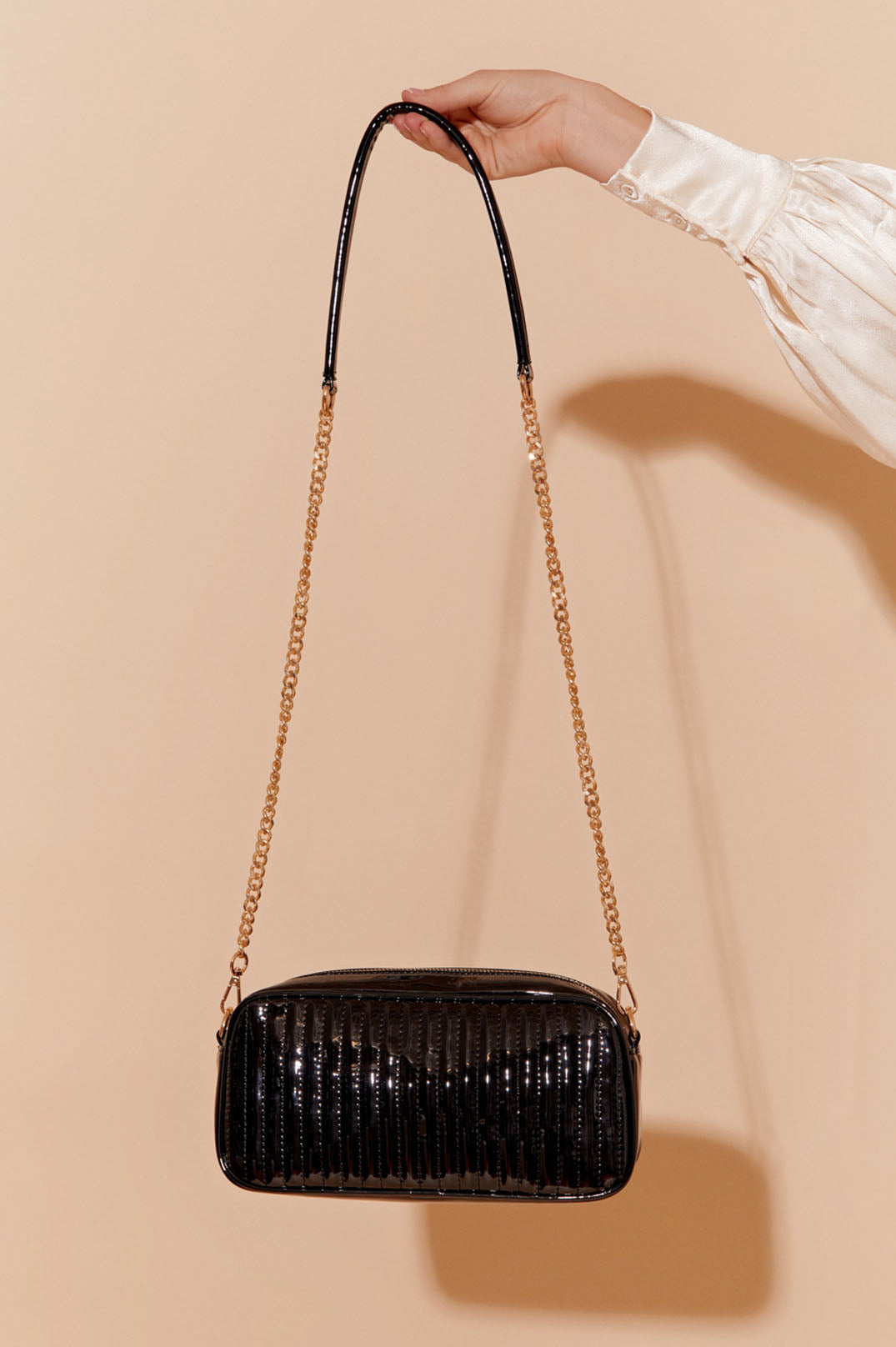 AXD-1736BLAC SHELBY CROSSBODY