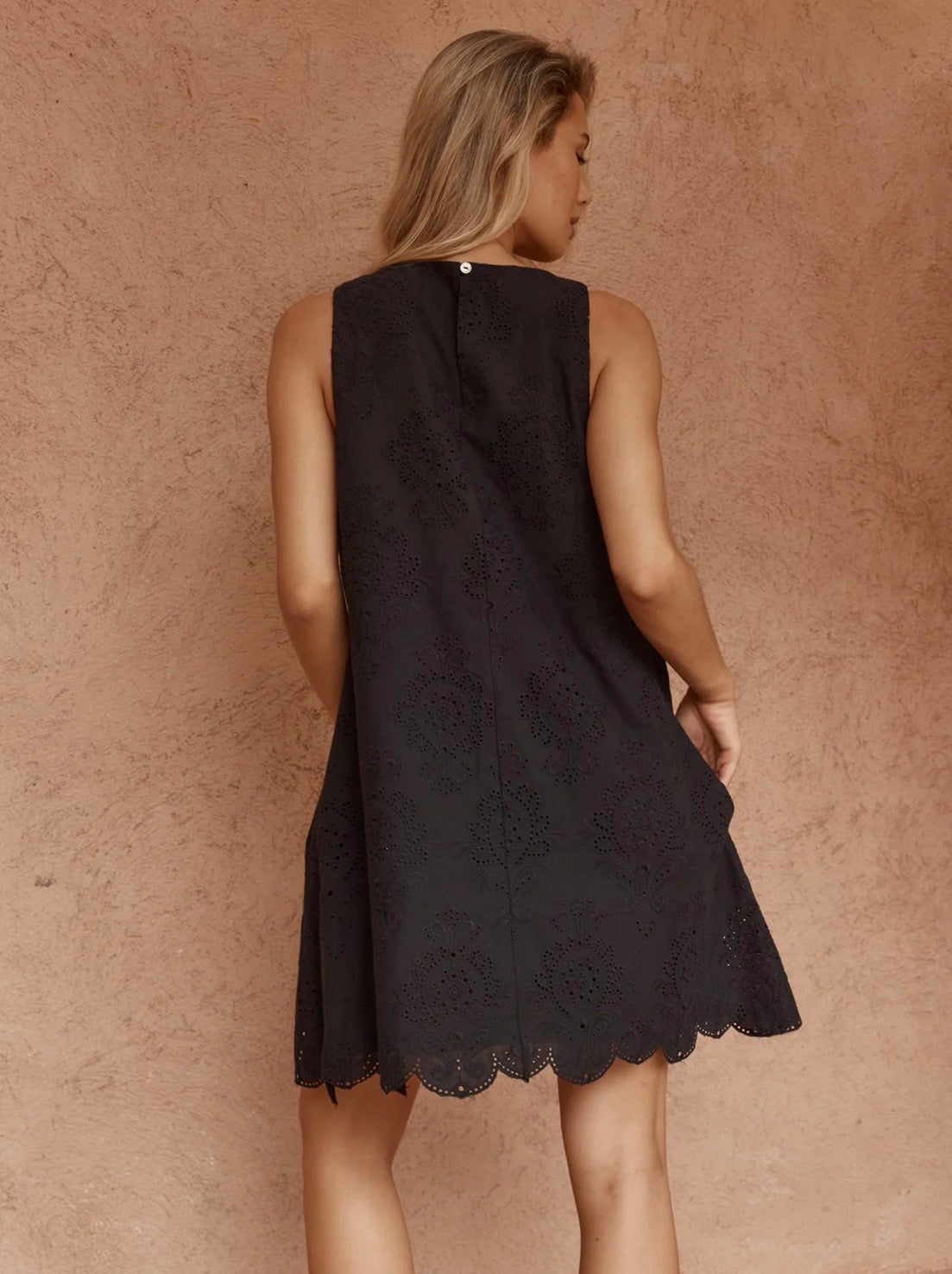 SASS MAVIS BRODERIE SHIFT DRESS BLACK