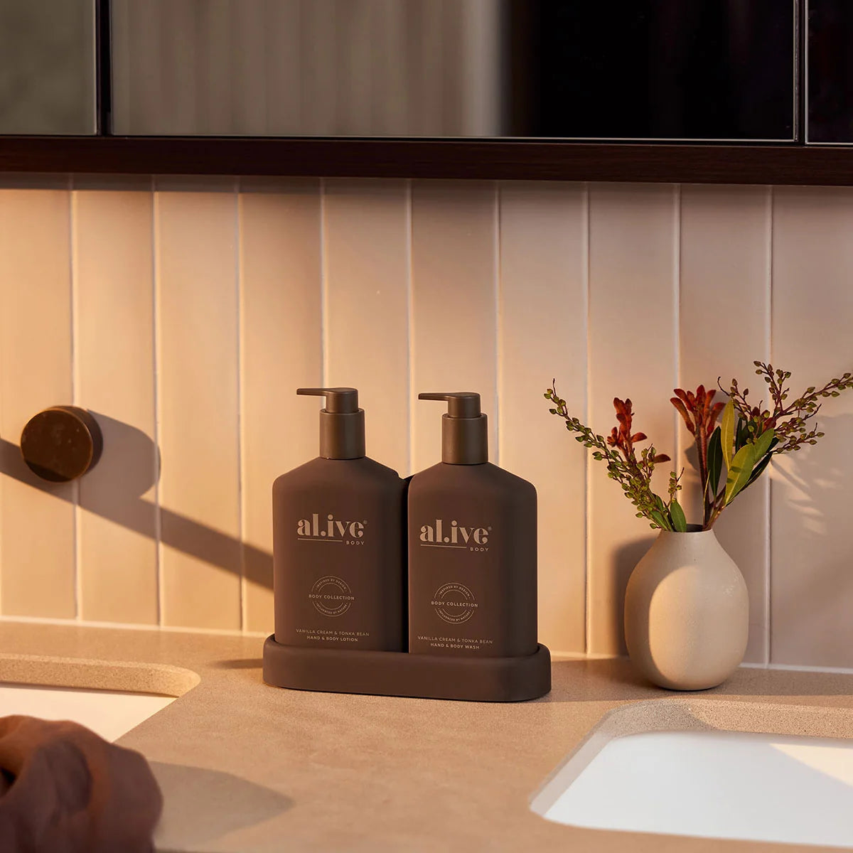 AL.IVE TRANSFORATIVE WASH & LOTION DUO VANILLA CREAM & TONKA BEAN