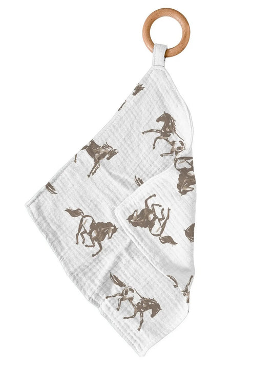 11038GLHS TEETHER HORSES