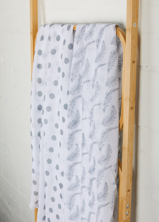 M821597 FEATHER MUSLIM WRAPS