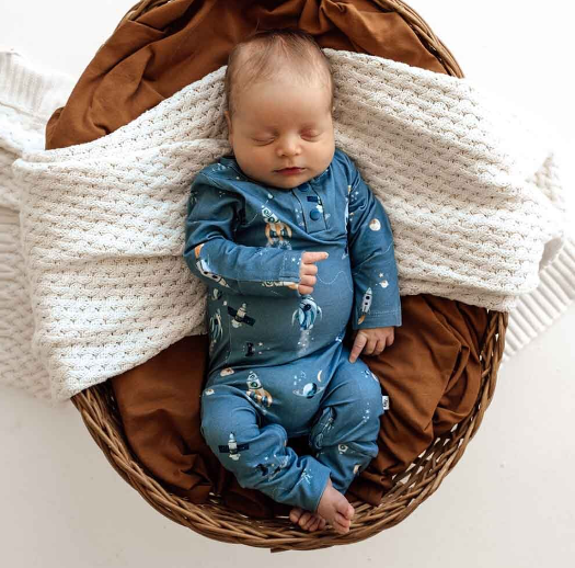 ROCKET GROW SUIT