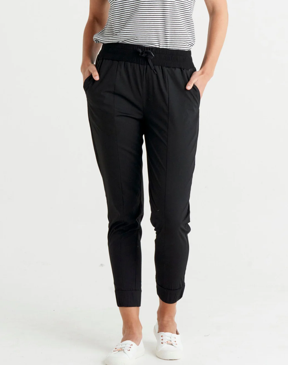 BB8172BLK ALTITUDE JOGGER