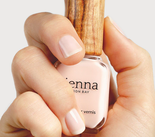 SIENNA NAIL POLISH PEACE