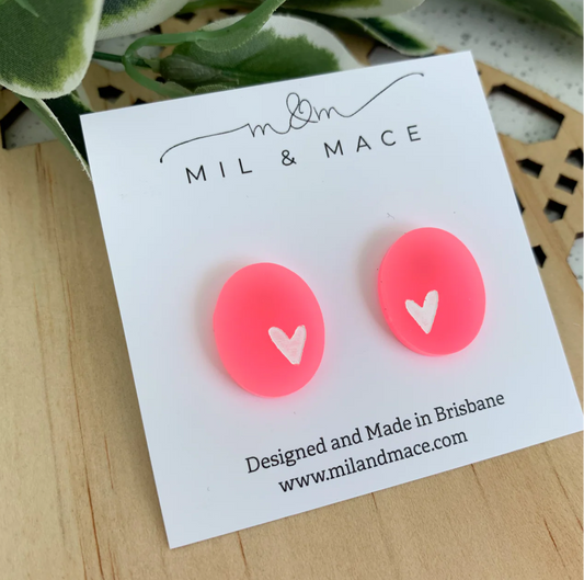 MM6532 HEART STUDS