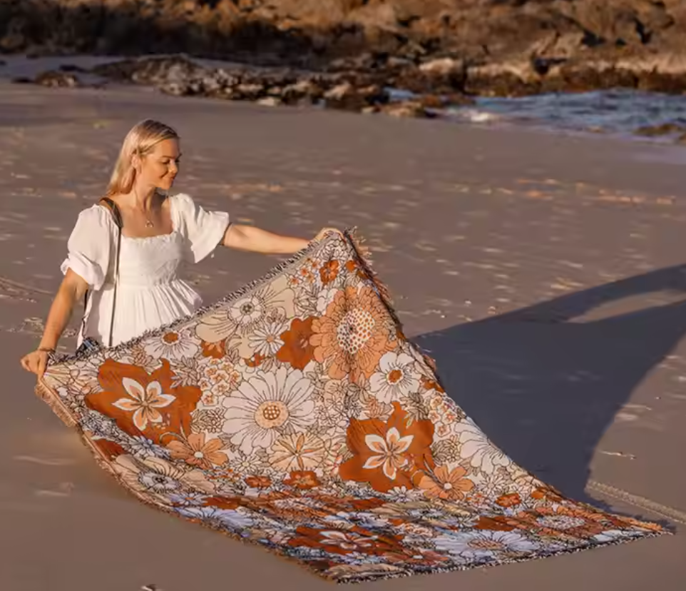BOHEMIAN THROW BLANKET PEACH