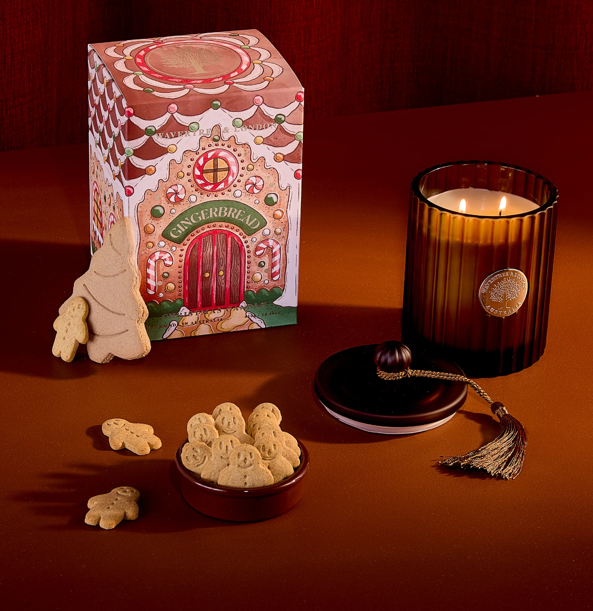 WAVERTREE GINGERBREAD CANDLE 410G