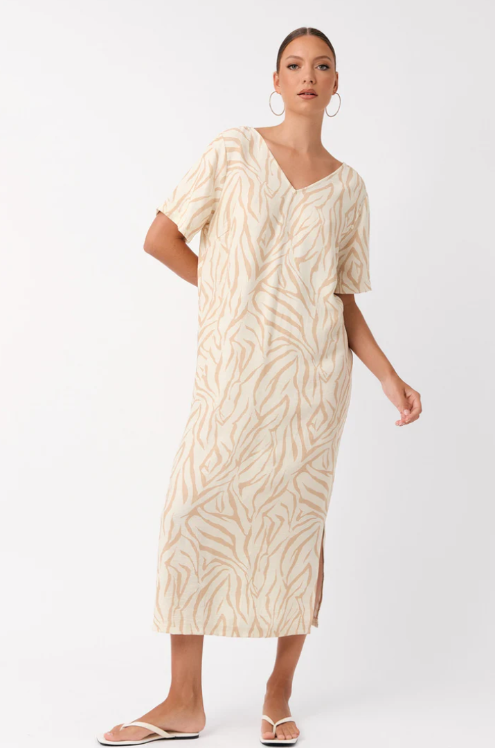 ADORNE ABIGAIL V NECK DRESS