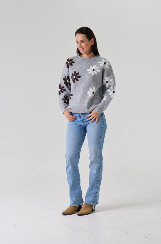 HQ LIKA GREY FLOWER KNIT