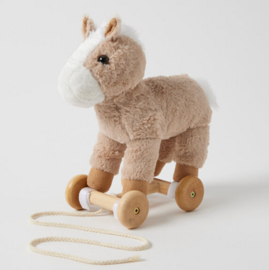 HORSE PULL ALONG