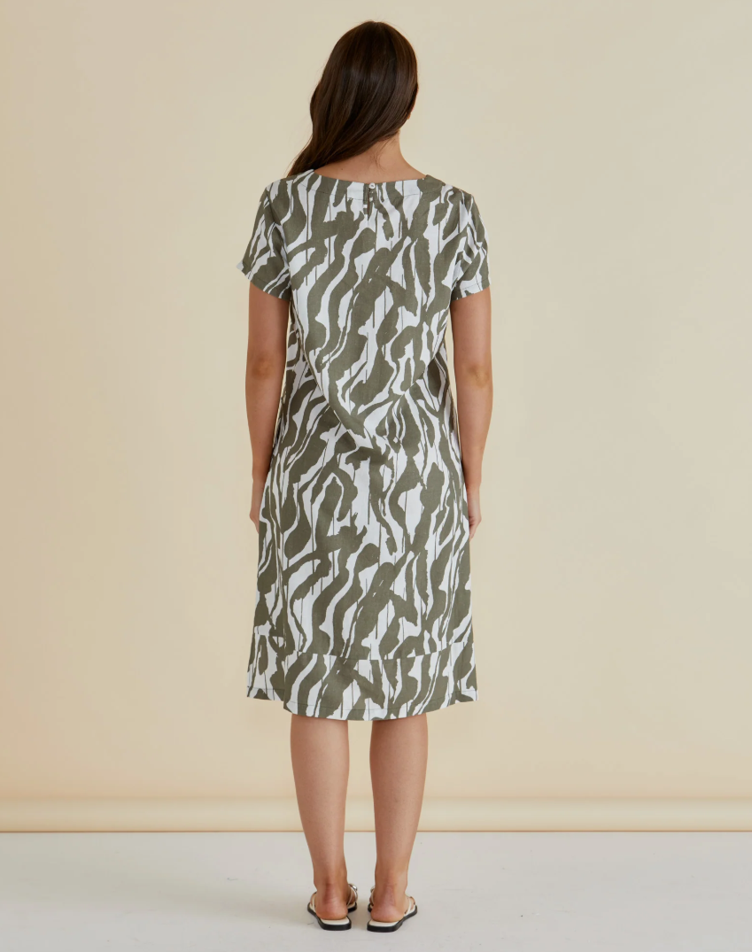 BETTY BASICS ELWOOD DRESS OLIVE PRINT