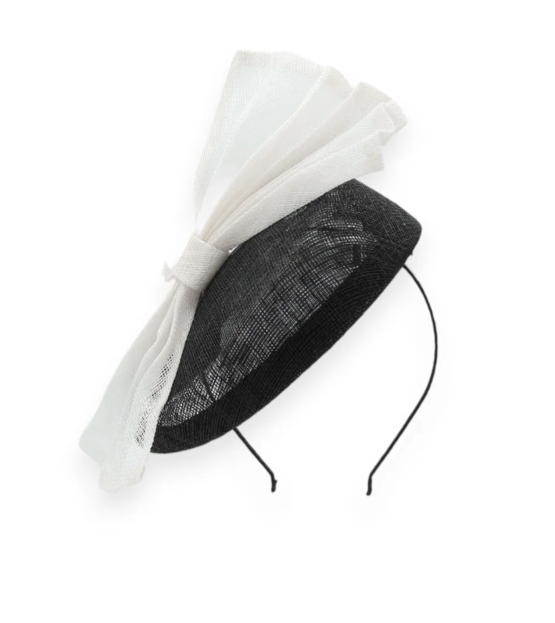 PATRICIA FASCINATOR BLACK