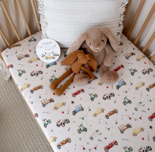 SNUGGLE HUNNY VINTAGE CARS FITTED COT SHEET