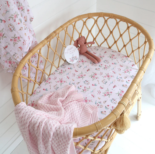 SNUGGLE HUNNY ALICE'S TEA PARTY BASSINET SHEET/CHANGE PAD